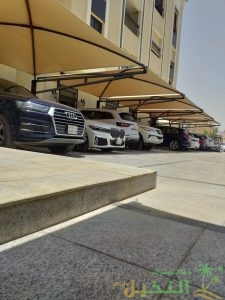 مظلات مواقف سيارات